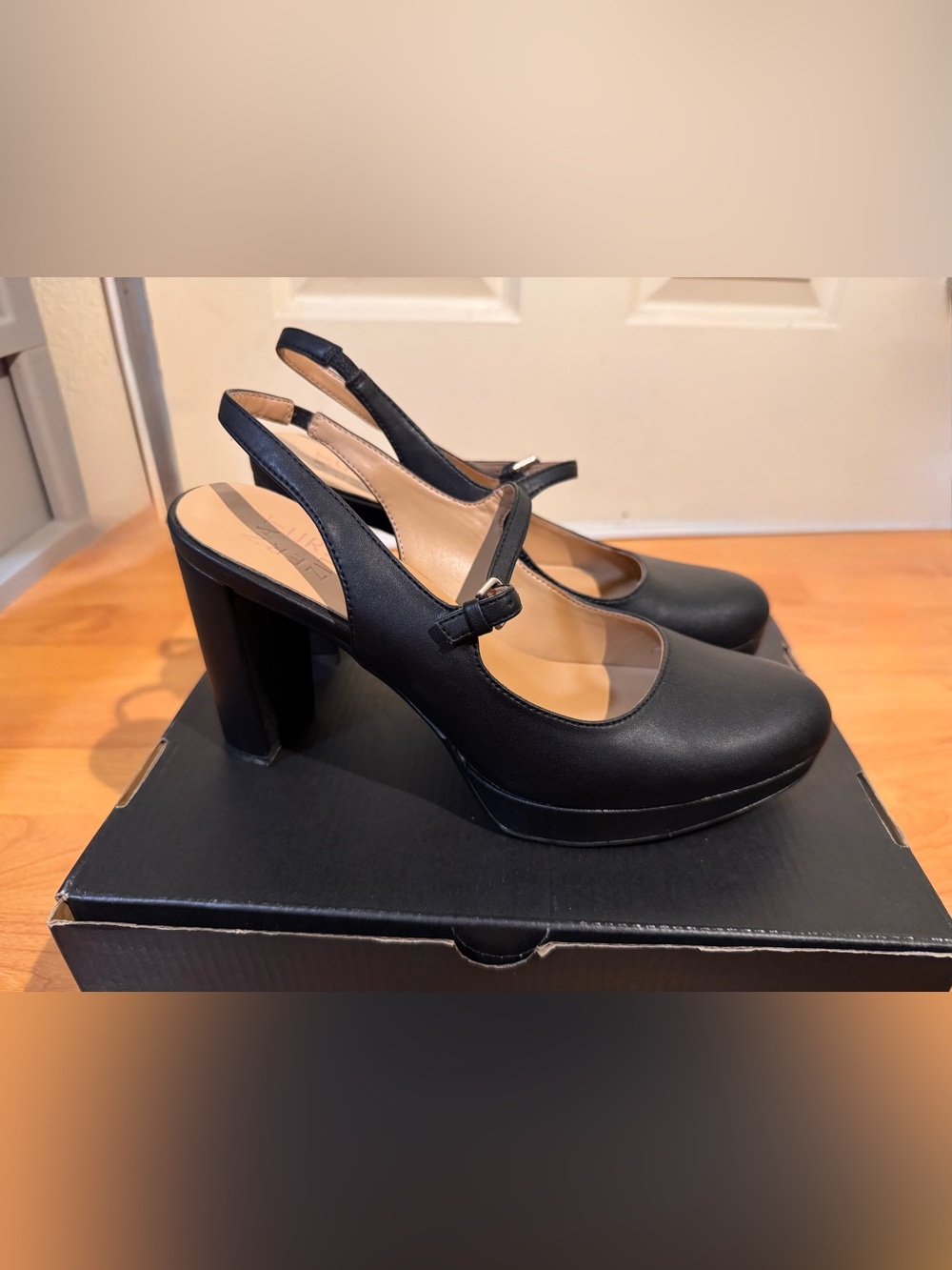 Naturalizer Black Berlin Slingback Heels size 9 - Picture 10 of 14